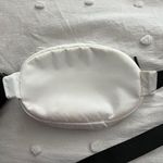 Lululemon Belt Bag Photo 2