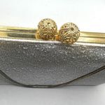 Vintage White Beaded tapestry floral clutch hand Bag kiss lock gold White Photo 6