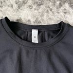 Lululemon  Muscle Love Crop Tank *Tough Photo 3