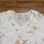 Wonderly  Woman's Plus Top Size 1X Tulip Print White Orange Yellow Bell‎ Sleeves Photo 2