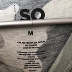 SO Womens  Camouflage T-Shirt Size Medium Juniors Shirt Lap Shape At Bottom New Photo 6