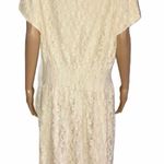 Ultra Pink  capped sleeve lace dress Photo 2