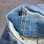 Judy Blue  Jeans Women 22W Capri Fit Distressed Ripped Frayed Hem Light Wash Photo 8