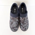 Bzees  Lady Multicolor Camo Pattern Slip On With Side Zip Sneakers Size 8.5W Photo 2