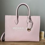 Michael Kors Set Photo 12