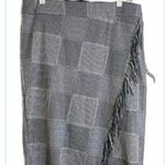 Soho Womens Size 10 Black and White Houndstooth Pencil Skirt with Fringe Hem Photo 0