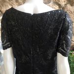 Jasmine NEW  B Embroidered Sequin V-Neck Short Sleeve Bridal Dress Size 10 Photo 2