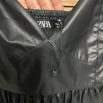 ZARA  Brand new never worn leather top. Cropped.
Black
Modern Photo 3