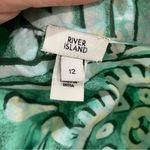 River Island Paisley belted shirt dress in green Photo 7