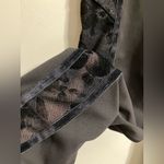 Lululemon  Wunder Under Crop High-Rise‎ Black Velvet Floral Flocked 21 Sz 4 Photo 5