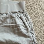 Faherty  Arlie Day Shorts Surplus Women's Gray Pull On Pockets Linen Blend Sz xs Photo 6