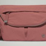 Lululemon All Night Festival Bag Vol 5 L in Spiced Chai Photo 0
