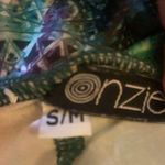 Onzie EUC  Celestial Circle Crop Leggings Photo 2