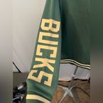 Milwaukee Bucks women’s mock turtle neck sweatshirt size‎ large Green Photo 4