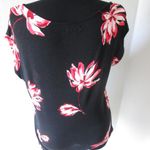 14th & Union  Black Floral T - Size M Photo 3