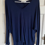 Amour Vert  blue long sleeve top Photo 0