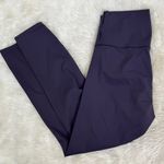 Everlane Perform Renew Legging in Eggplant Size M Flawed Photo 4