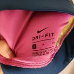 Nike  Swoosh Icon Clash Women's Light Support Sports Bra Size S Photo 3