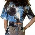 She & Sky NWT Blue and Black Tie-Dye Tee Size Small Photo 2
