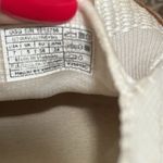 UGG  Sammy knit white slip on tennis shoe woman size 7 Photo 5