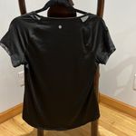 Apana Black Short Sleeve Athletic Shirt Photo 3