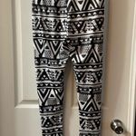 Show Lai Black/White Print Leggings size Small Photo 6