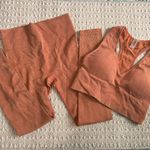 Anwnd ୨୧ ･ﾟ✧  2 Piece Workout Set Photo 0