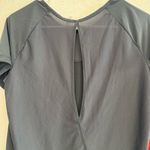 Under Armour  Accelerate Black Slit Back Top Size Medium Photo 6