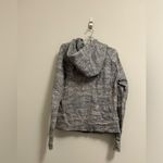 Lululemon Scuba Hoodie in Frozen Vista Alpine White size 8 Photo 6