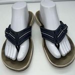 Clarks  Women’s Cloud steppers brinkley jazz flip flop Photo 0