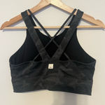 Vuori  Black Camo Sports Elevation Bra Size Medium Photo 0