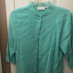 FINAL MARKDOWN Denim and company blouse small Photo 0