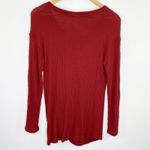 cupio  Red Waffle Knit V-Neck Twist Front Long Sleeve Top Women's Size Medium M Photo 5