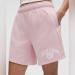 Lululemon  Scuba Mid-Rise Oversized Short 7" *Graphic
Pink Haze Photo 1