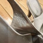 Kelly & Katie  Heels Photo 3