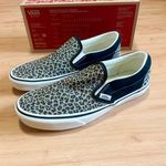 Vans  Classic Slip-On Leopard Shoe Mens 10.0 US Women 8.5 US Photo 5