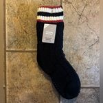 Hunter NWT  *Bundle* women’s 2 piece loungewear set and slipper socks sz M Photo 9