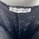 Newport Women’s Black & White Daisy A Photo 2