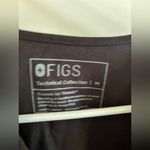 FIGS  Catarina One-Pocket Scrub Top black medium Photo 5