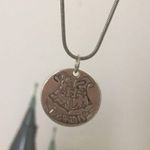 Harry Potter Hogwarts  necklace pendant Photo 1