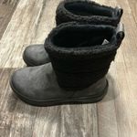 Jbu Women's Cozy Black and Gray Winter Boots Size 7 Photo 13
