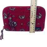 Vera Bradley  Mesa Red Paisley Bandana Zip Around Quilted Wallet Wristlet Photo 3