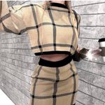 Lavishly Paris Nwt, Women’s Designer Plaid Knit Sweater and Skirt Set. Photo 6