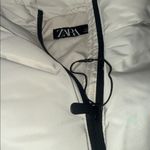 ZARA NWOT  | Ecru | FITTED HOODED PUFFER VEST JACKET 8073/047 ZIPEER POCKET SKI Photo 7