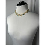 gold and emerald flower costume jewelry choker necklace Green Photo 2