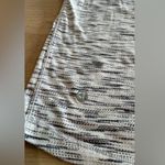 Lululemon Run It Out Tee Tiger Space Dye Black White size 8 Photo 5