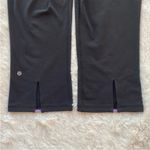 Lululemon  Black / Purple Band Slit Cropped Capri Pocket Leggings Size 8 Photo 3