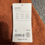 Athleta  Echo Women’s Top Photo 10