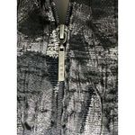Tanjay Black & Silver Metallic Floral Textured Zip Photo 1