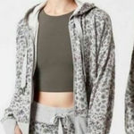 Athleta  balance cropped gray leopard Athleisure jacket Photo 0